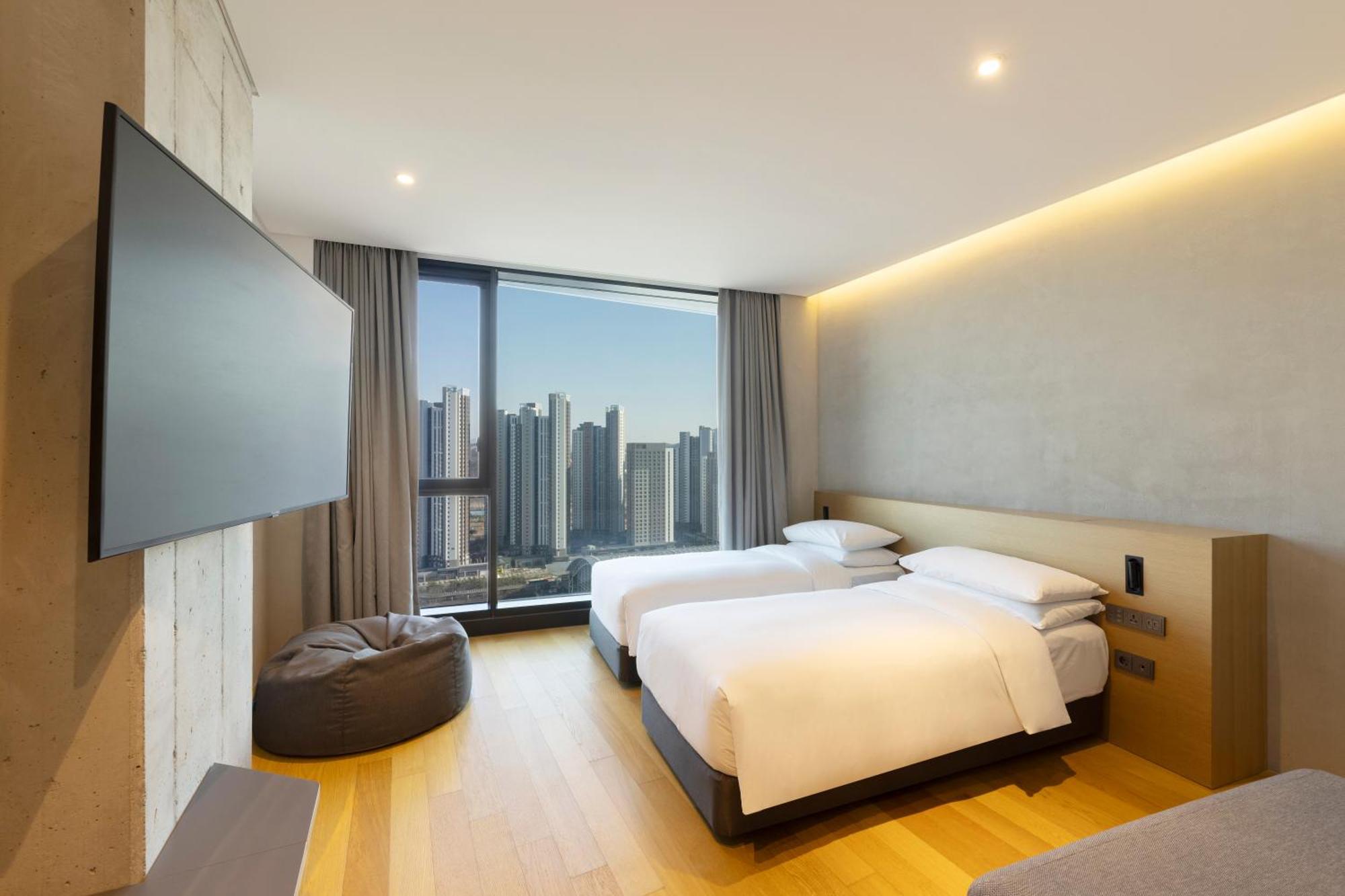 Take Hotel Seoul กวังมยอง ภายนอก รูปภาพ