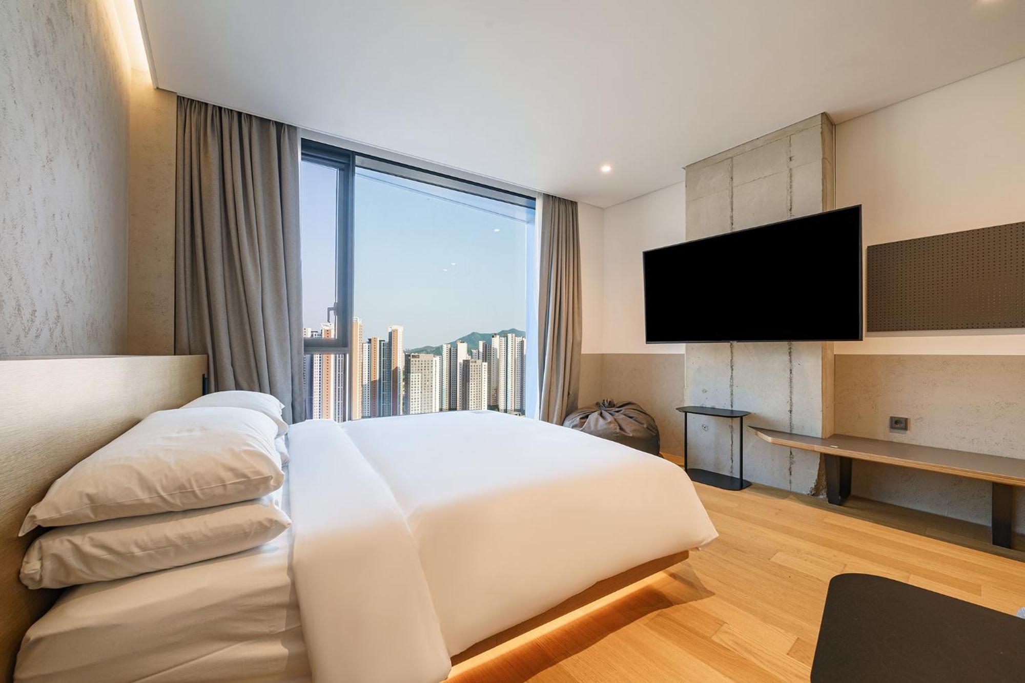 Take Hotel Seoul กวังมยอง ภายนอก รูปภาพ