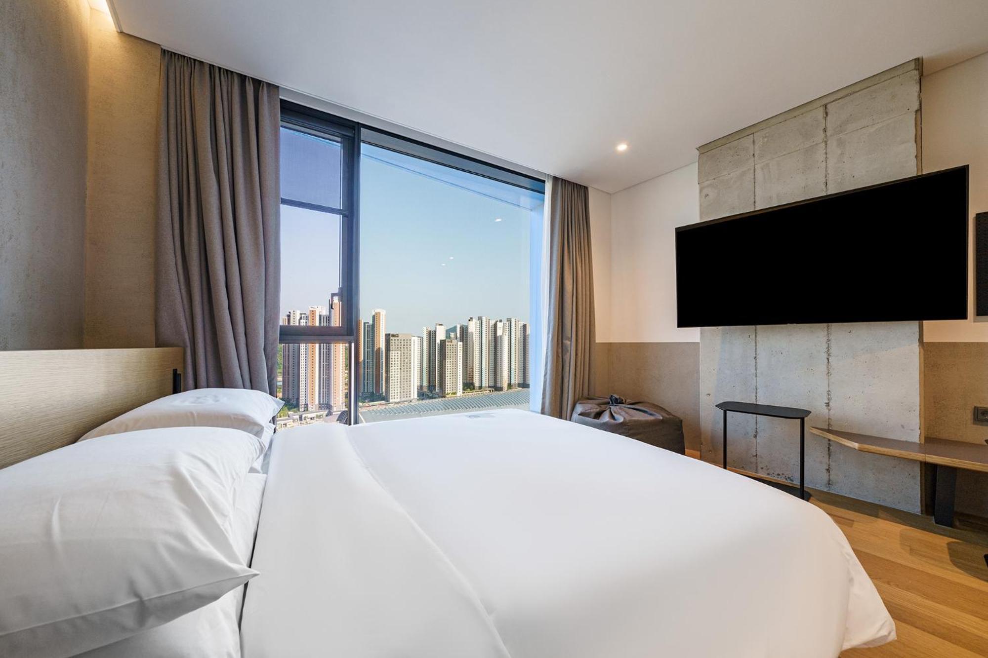 Take Hotel Seoul กวังมยอง ภายนอก รูปภาพ