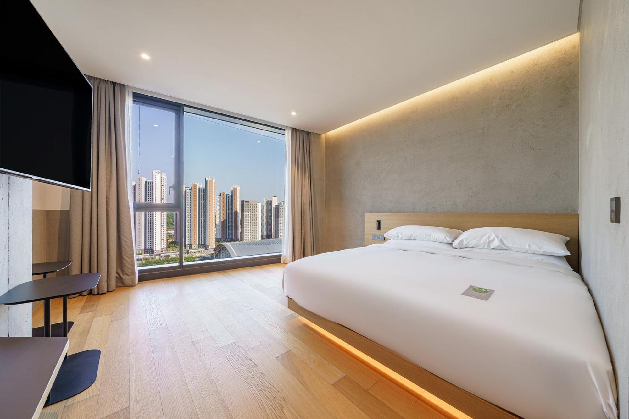 Take Hotel Seoul กวังมยอง ภายนอก รูปภาพ